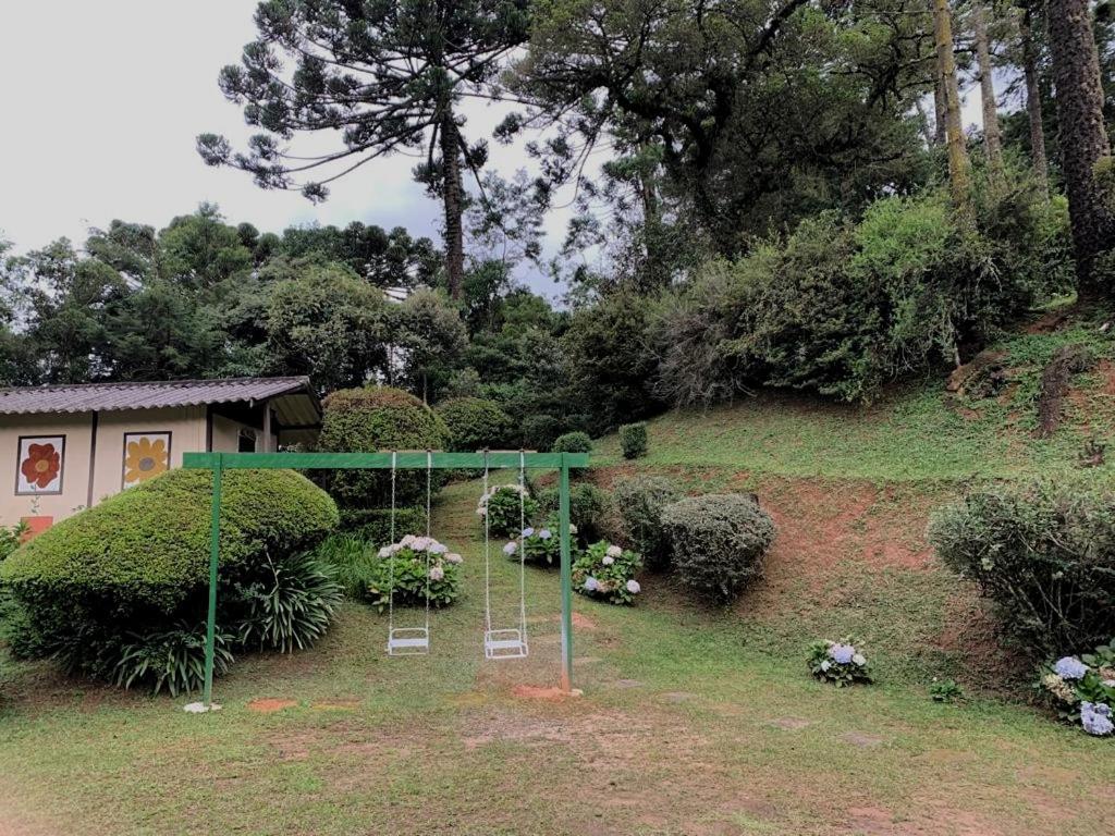 Casa Em Campos Do Jordao - 3 Quartos, Com Churrasqueira Exteriér fotografie