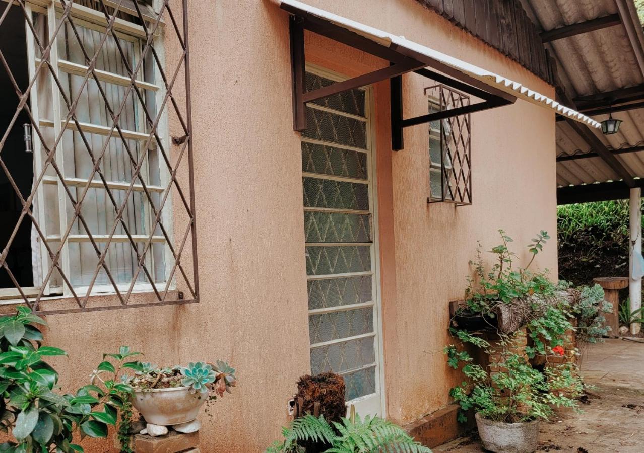 Casa Em Campos Do Jordao - 3 Quartos, Com Churrasqueira Exteriér fotografie
