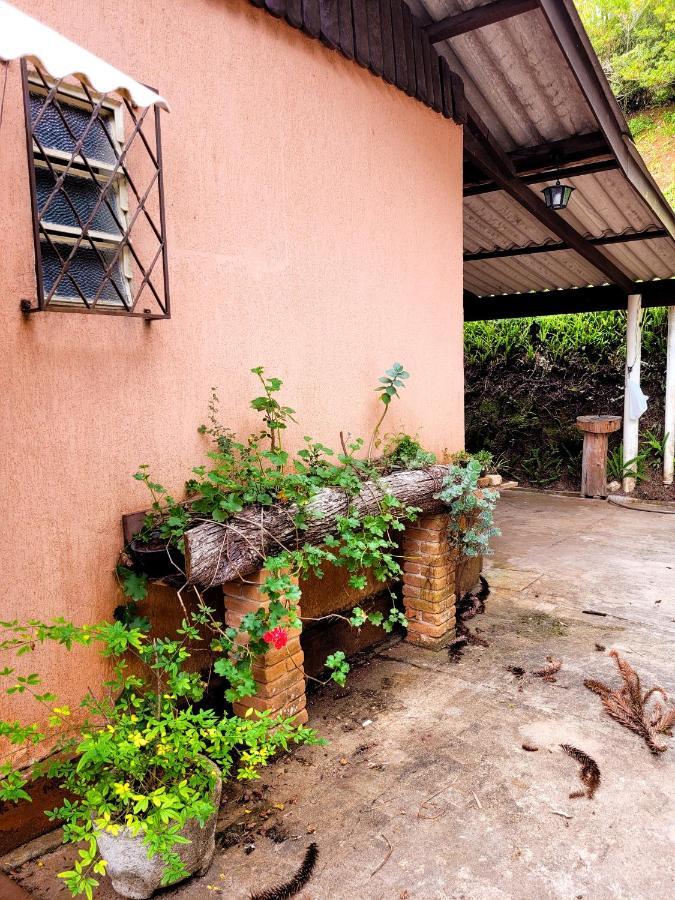 Casa Em Campos Do Jordao - 3 Quartos, Com Churrasqueira Exteriér fotografie